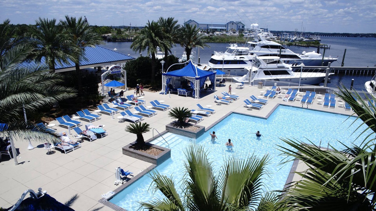 East Biloxi Hotel | Palace Casino Resort