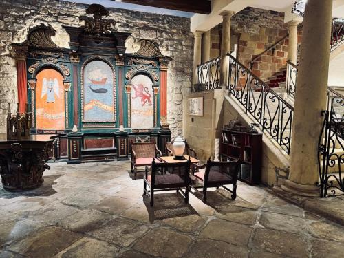 Hondarribia Historic Center Hotel | Palacio Pampinot