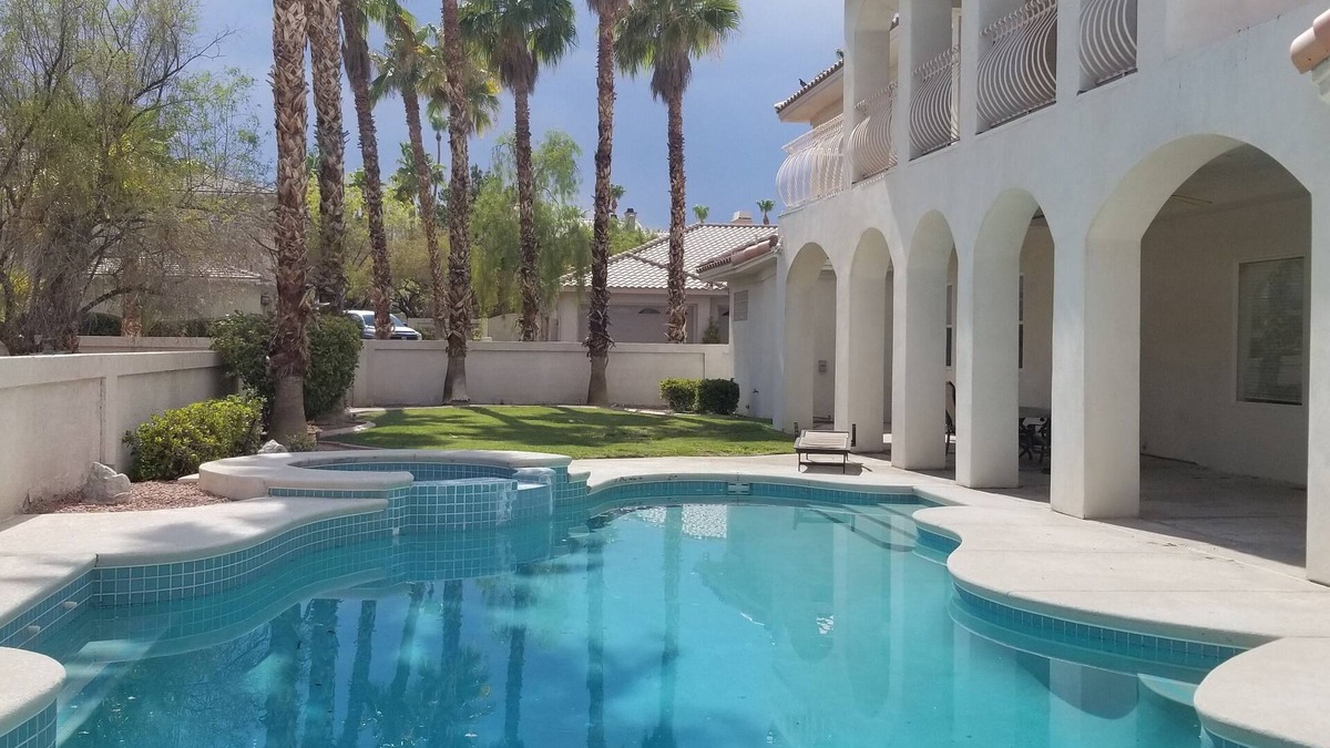 Canyon Gate House | Palatial Home close to Summerlin and the Strip!