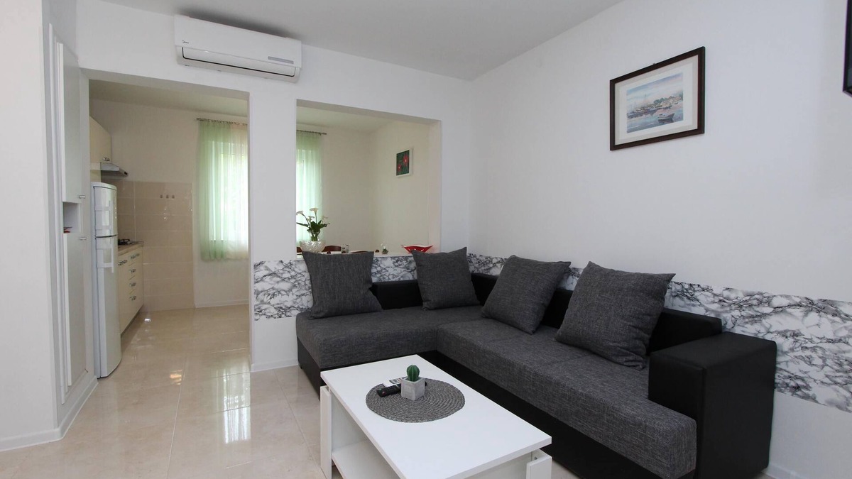 Rovinj Apartment | PALAZIOL Two-Bedroom Apartment 1