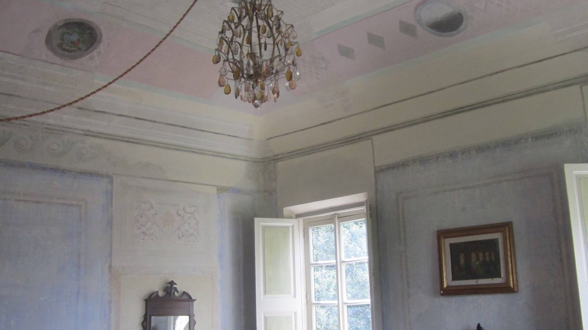 Crespina Apartment | Palazzo Apartment for 6 people