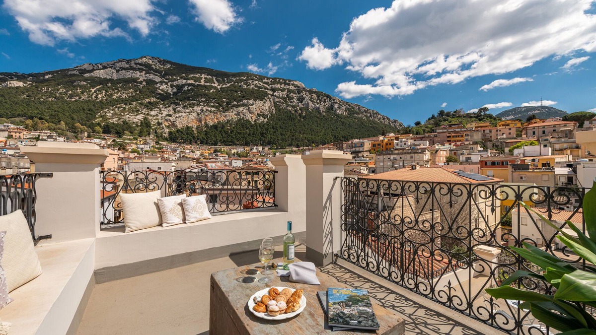 Dorgali Bed & Breakfast | Palazzo Cherchi