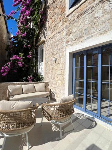 Vis Apartment | Palazzo Kirinkin
