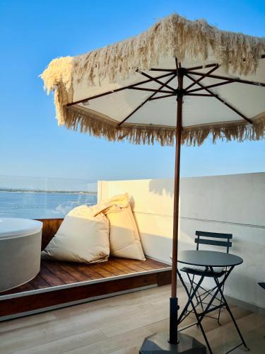 Isola del Borgo Antico Hotel | Palazzo Matà Boutique Hotel