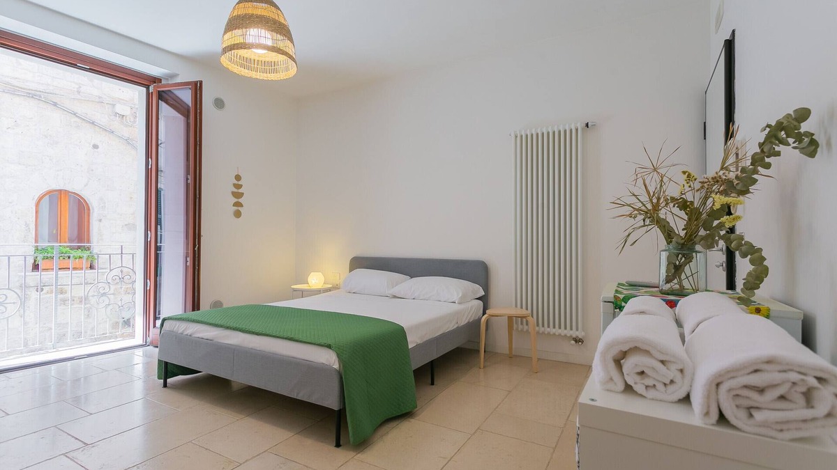 Old Town Bed & Breakfast | Palazzo San Rocco - Green Room by Wonderful Italy
