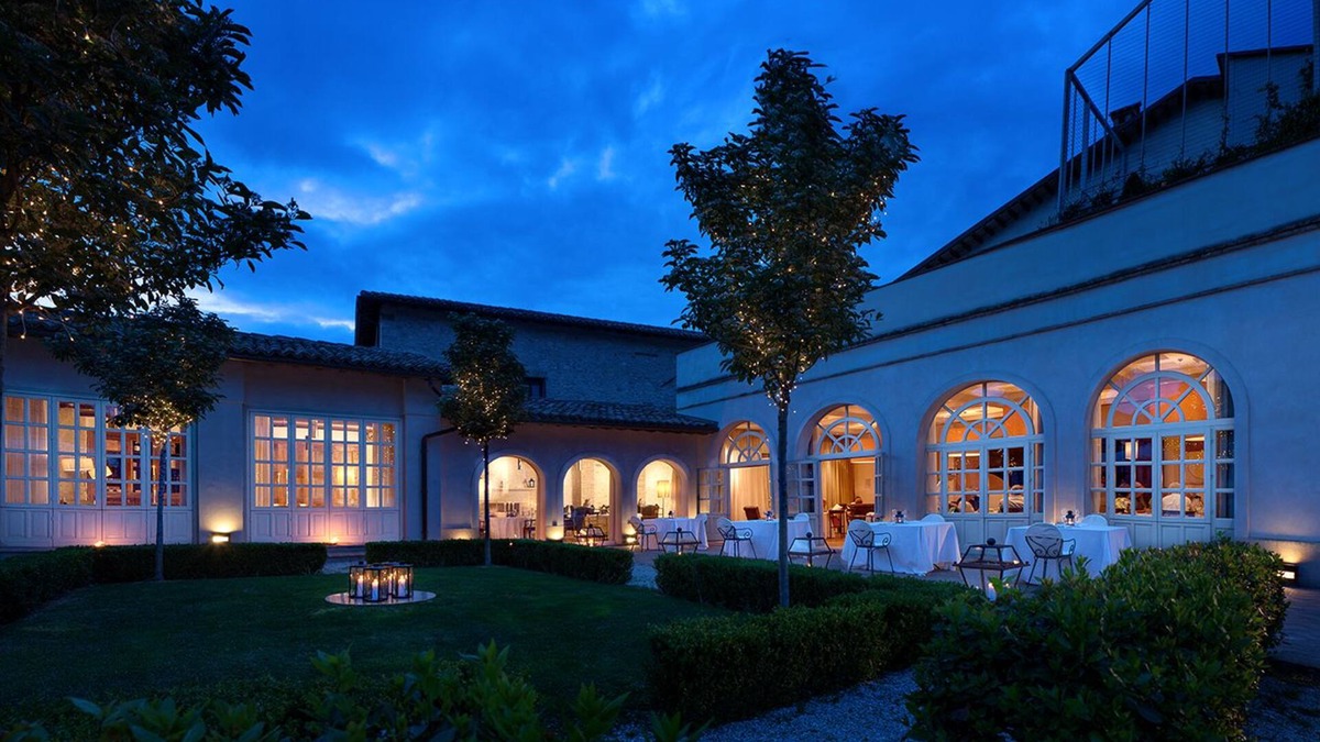 Casali di Serravalle Hotel | Palazzo Seneca