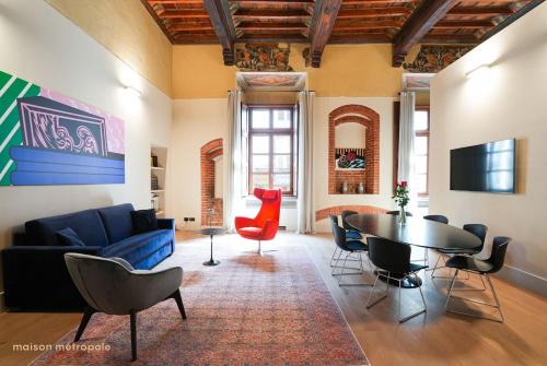 Asti Apartment | Palazzo Zoya Bonifacio Suite
