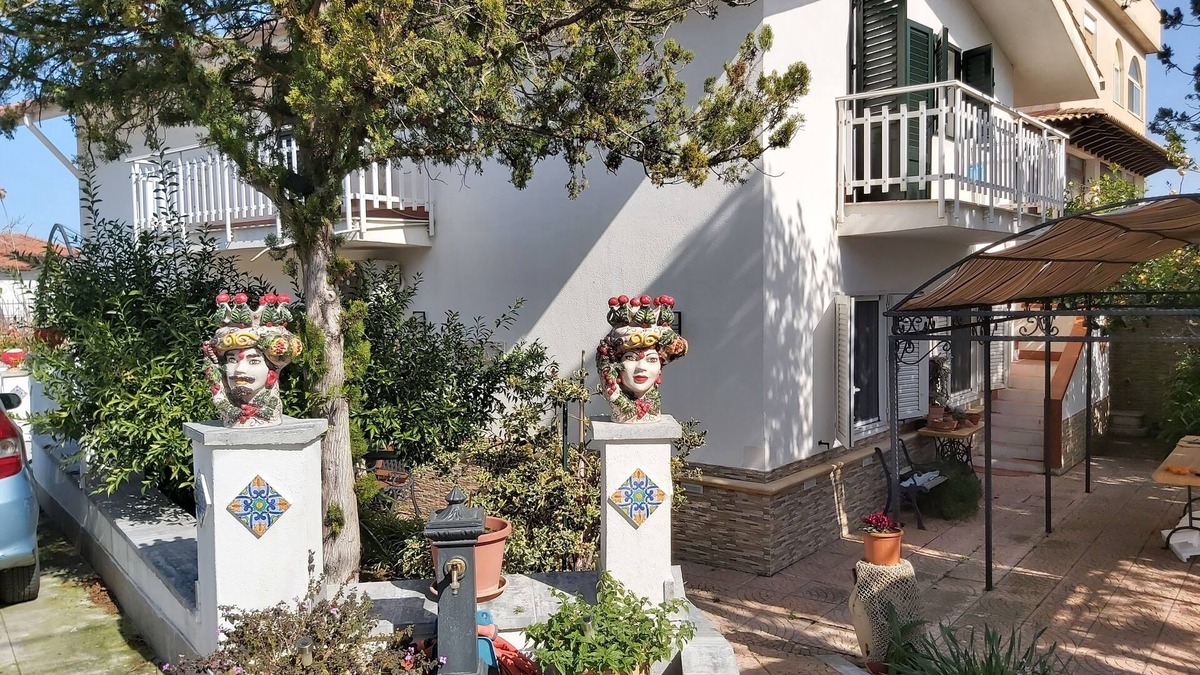 Monreale Apartment | Palermo: the pearl of the Conca d'Oro
