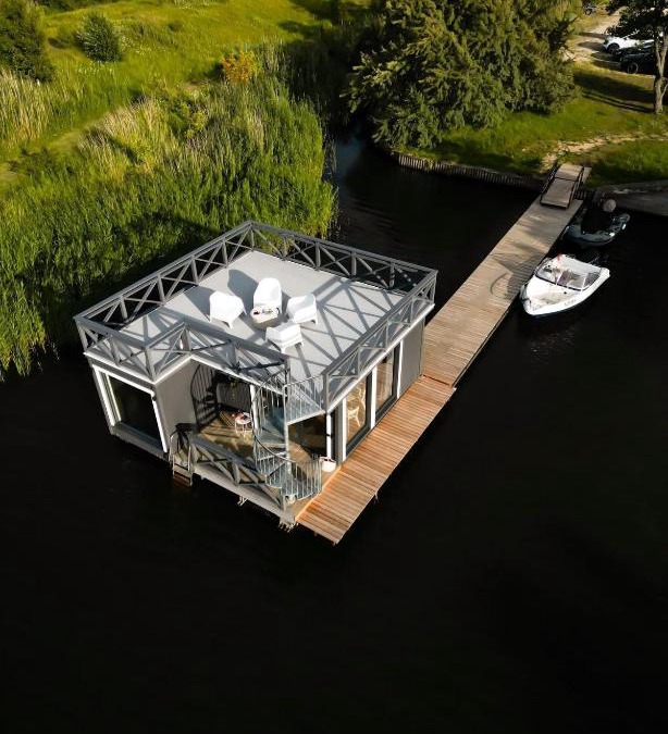 Salacgriva House | Palikt niedrēs