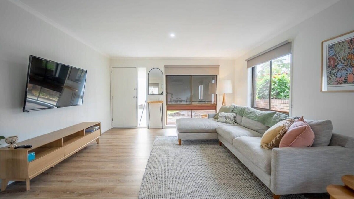 Spring Gully House | Palm Avenue Oasis Sum