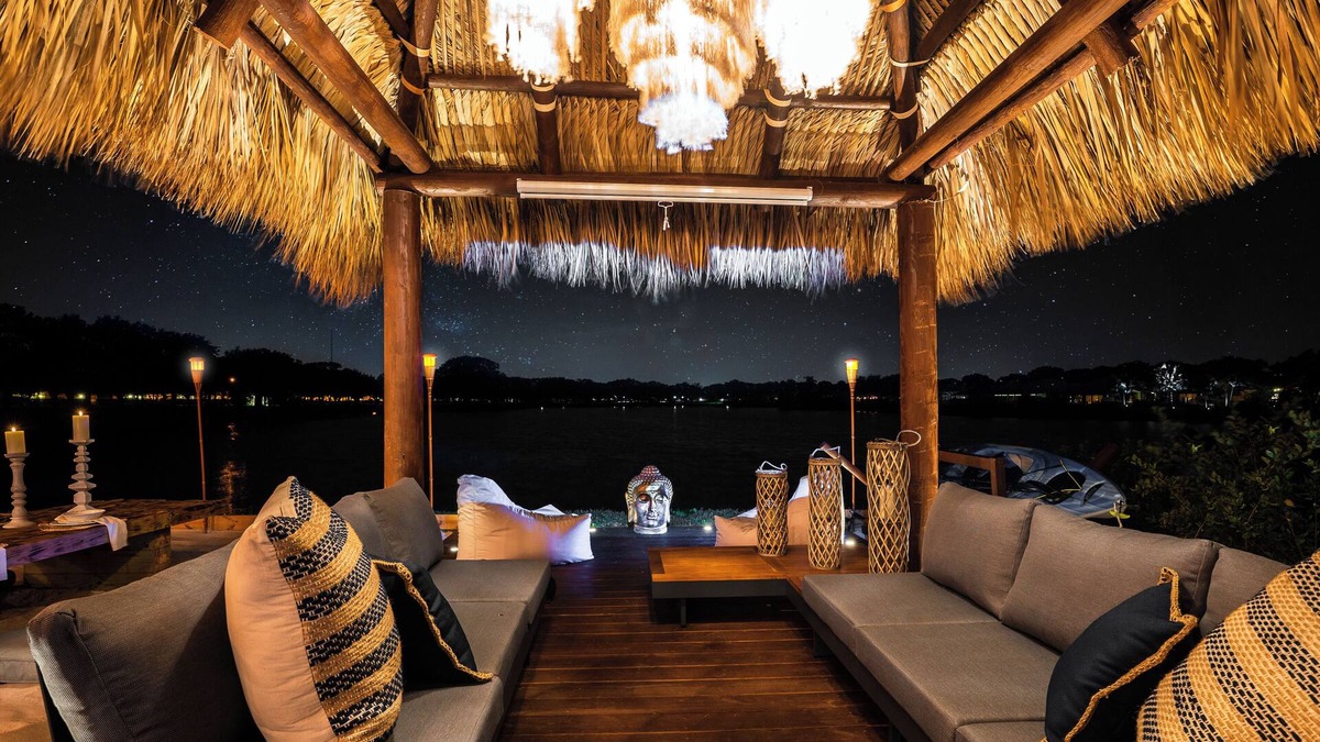 Florida North Atlantic Coast House | Palm Beach Paradise | Villa w/Beach, Pool, Cinema & Tiki