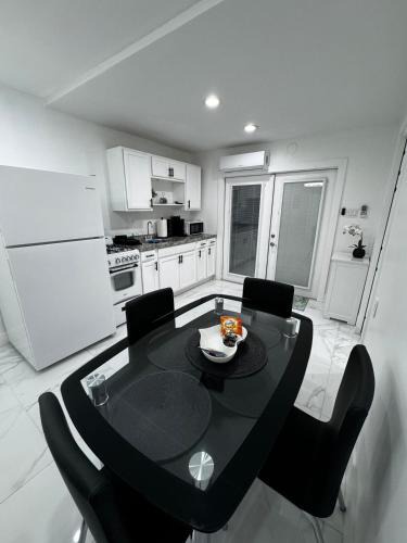 West Palm Beach Apartment | Palm Beach Paradise