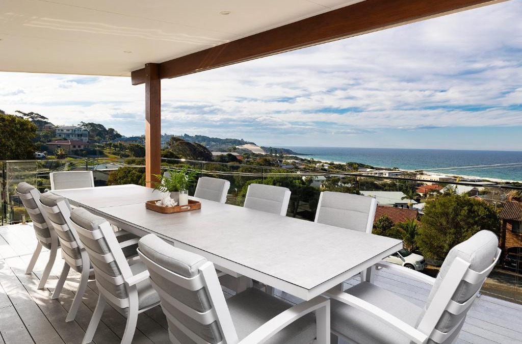 Forster House | Palm Breeze