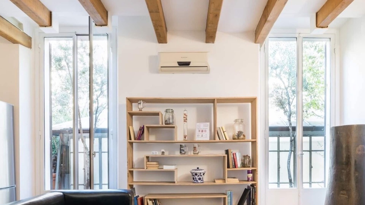 Lazzaretto Apartment | Palm Fronds apartment