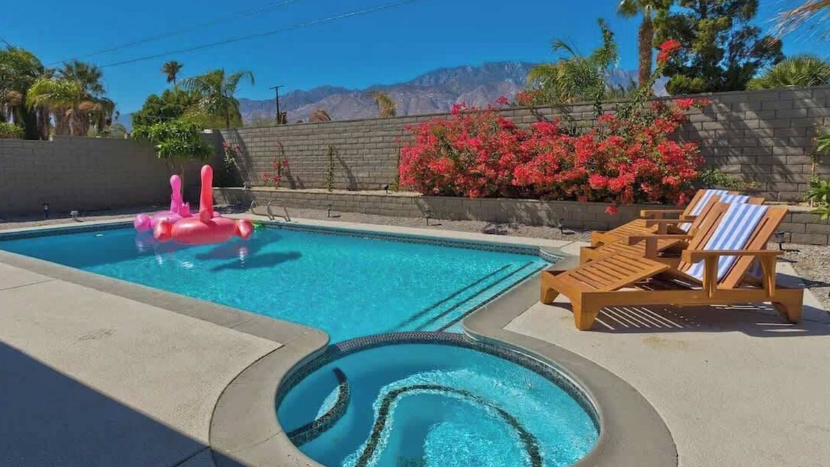 Racquet Club South House | Palm Springs Adobe Pool Home