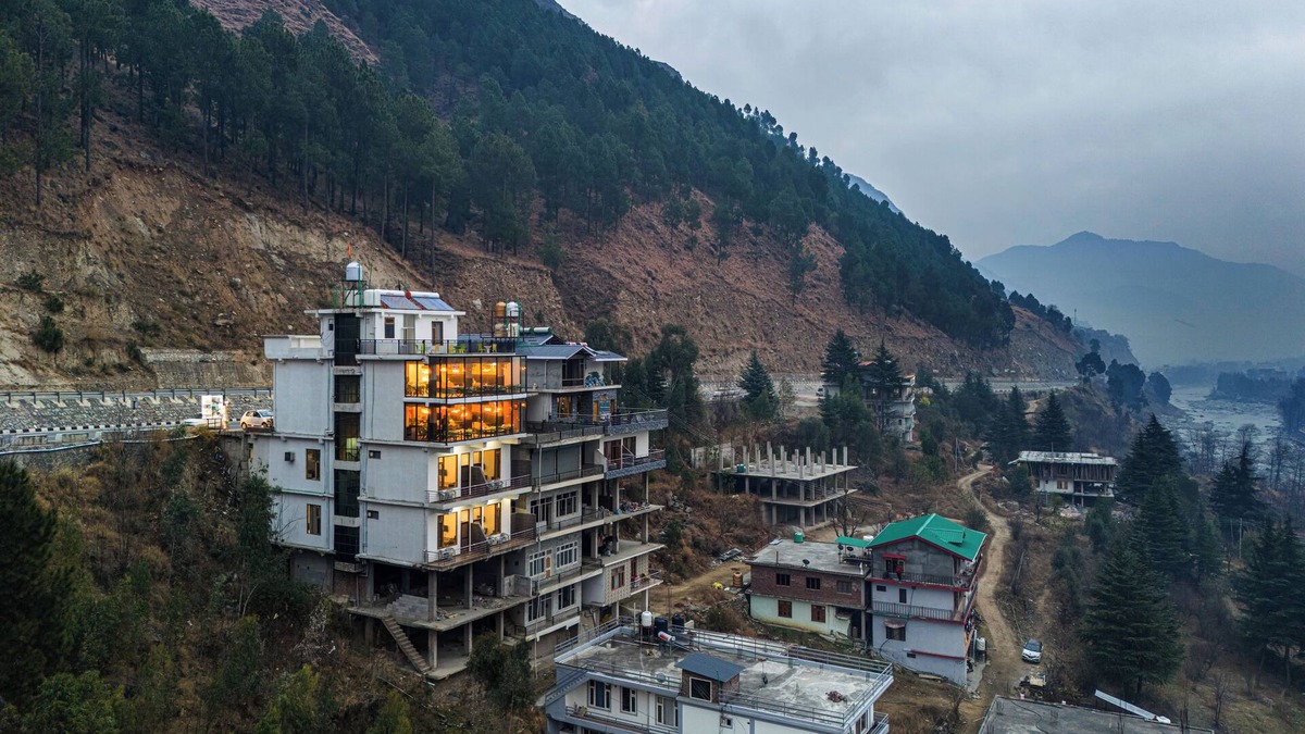 Mohal Villa | Palm Villa Kullu