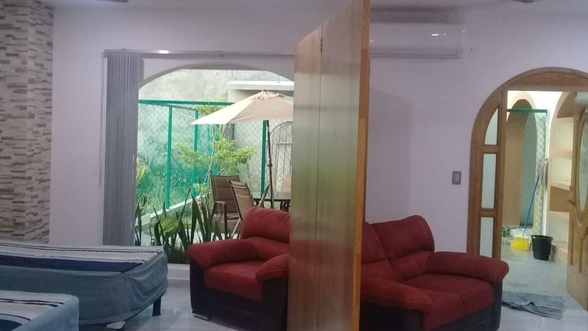 R Apartment | PALMAS DE CHAHUE 1 (700 SF)