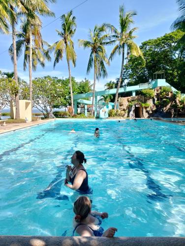 Bacolod Hotel | Palmas Del Mar Resort Bacolod