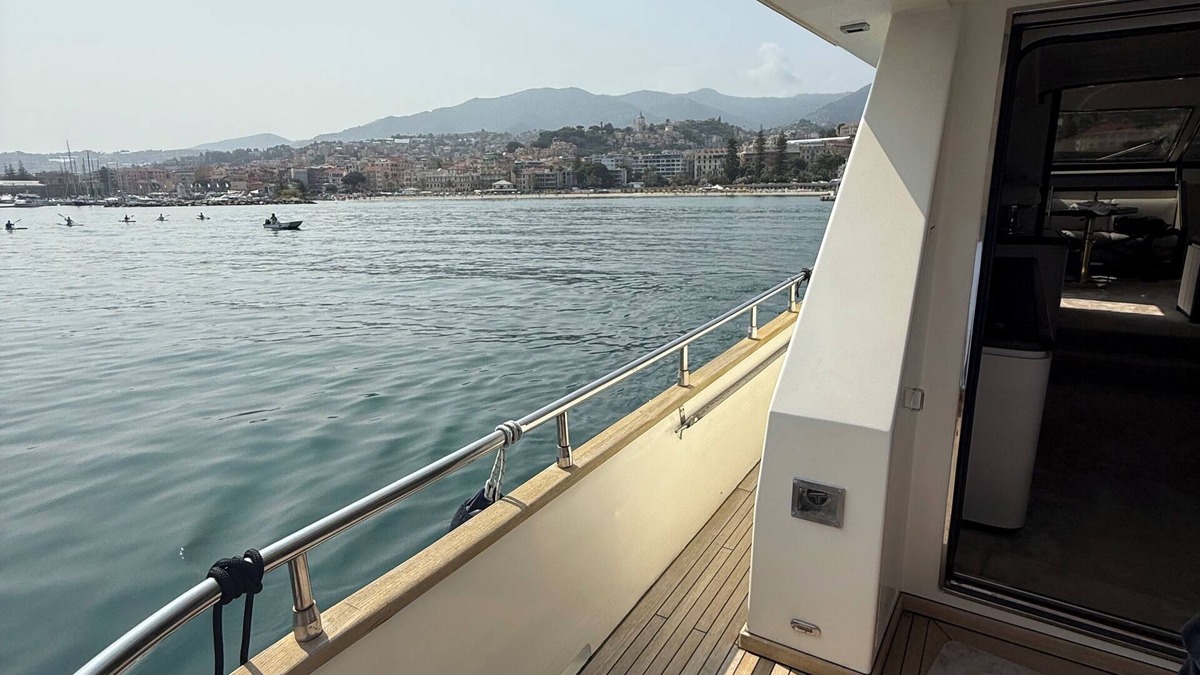 Pointe Croisette Boat Rental | PALME Yacht - Cannes Port Canto - Pointe Croisette - Face à la Mer
