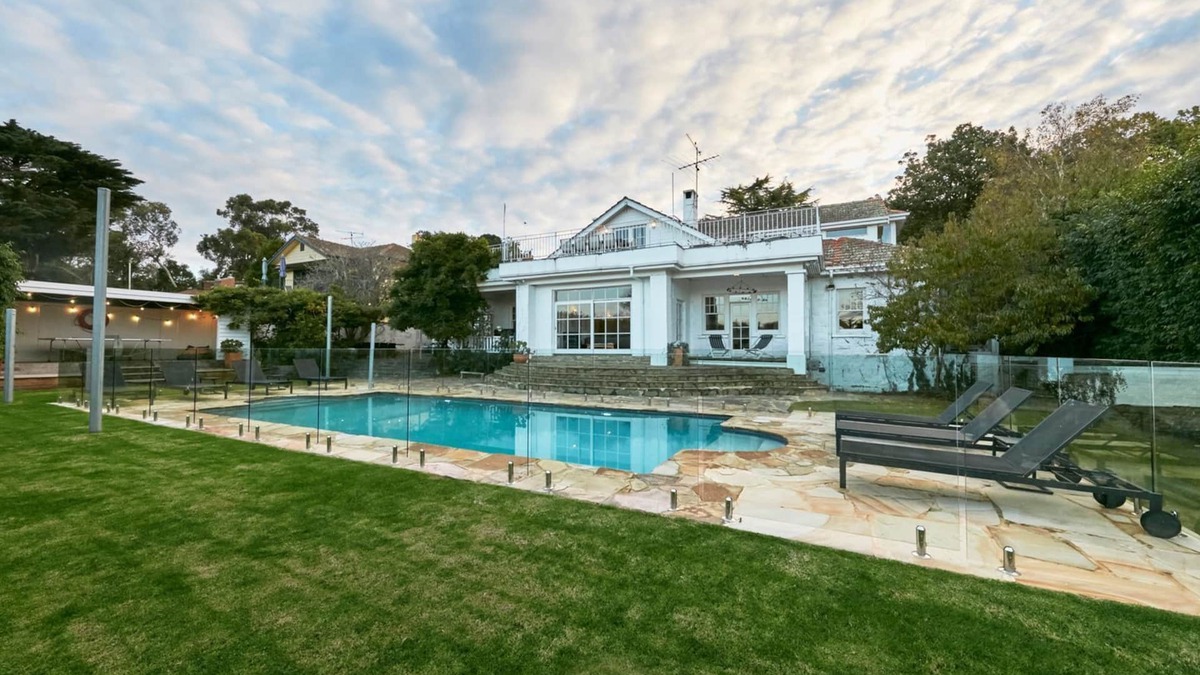 Balnarring Beach House | Palmers Hill - a rambling gem by the beach