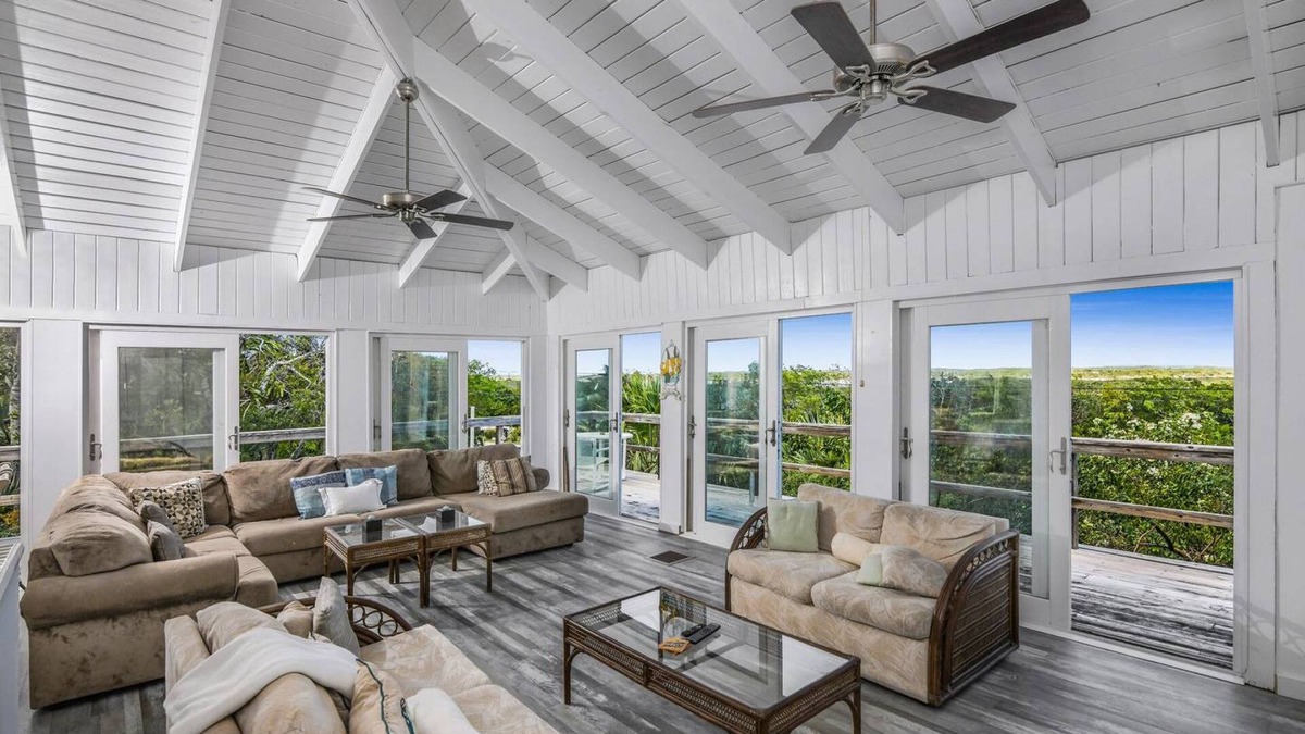 George Town House | Palmetto Palms