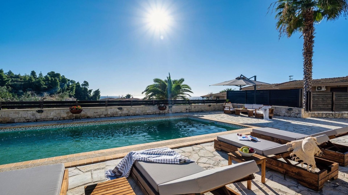 Nea Skioni Villa | Palmrise Luxury Villas - Thea Villa