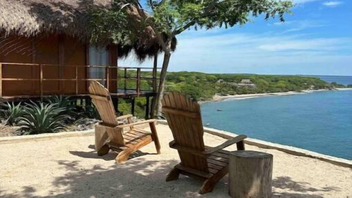 Tierra Bomba Island Cabin | Pamaduih - Cabin Above the Sea