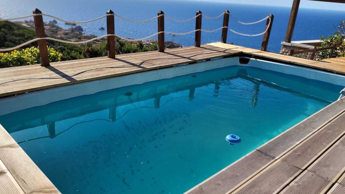 Costa Paradiso Villa | Panoramic villa with exclusive pools