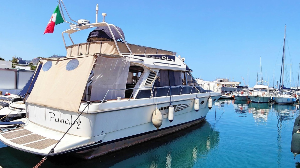 Castellammare Vucciria Boat Rental | Panaby - House Boat PalermoHouseboat Palermo