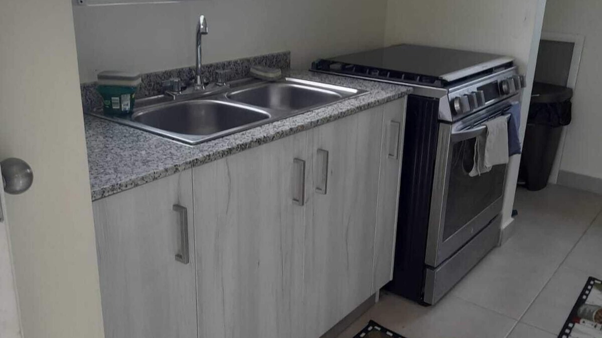Tumba Vieja House | Panama Beach, Pool House with Social Area and Lake with outdoor fitness.