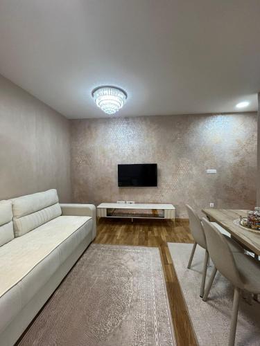 Cacak Apartment | PANDORA AVENY CACAK