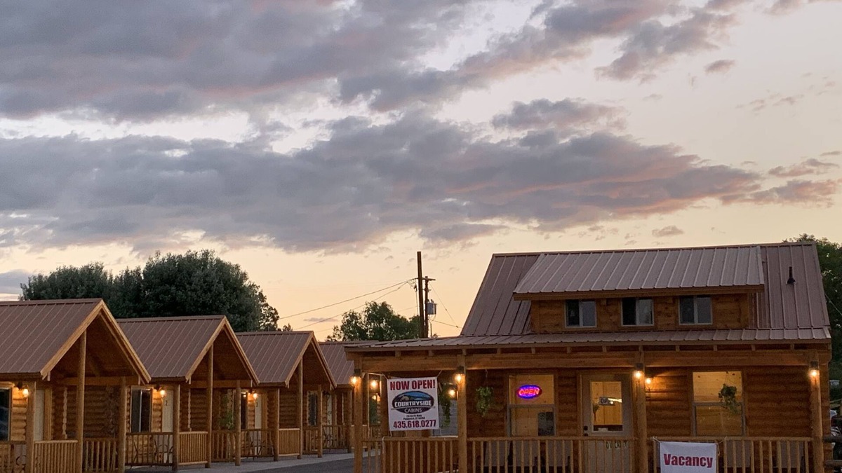Panguitch Hotel | Panguitch Countryside Cabins