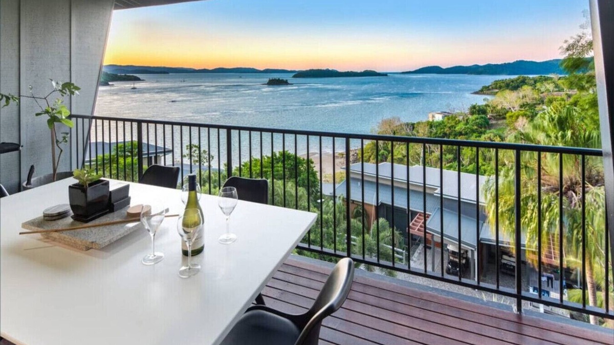 Hamilton Island Apartment | Panorama 4 & Buggy - Hamilton island