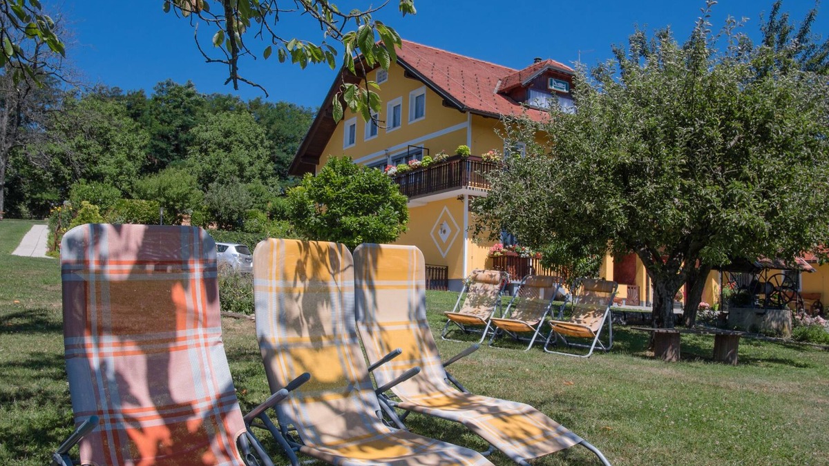 Ptuj Bed & Breakfast | Panorama B&B