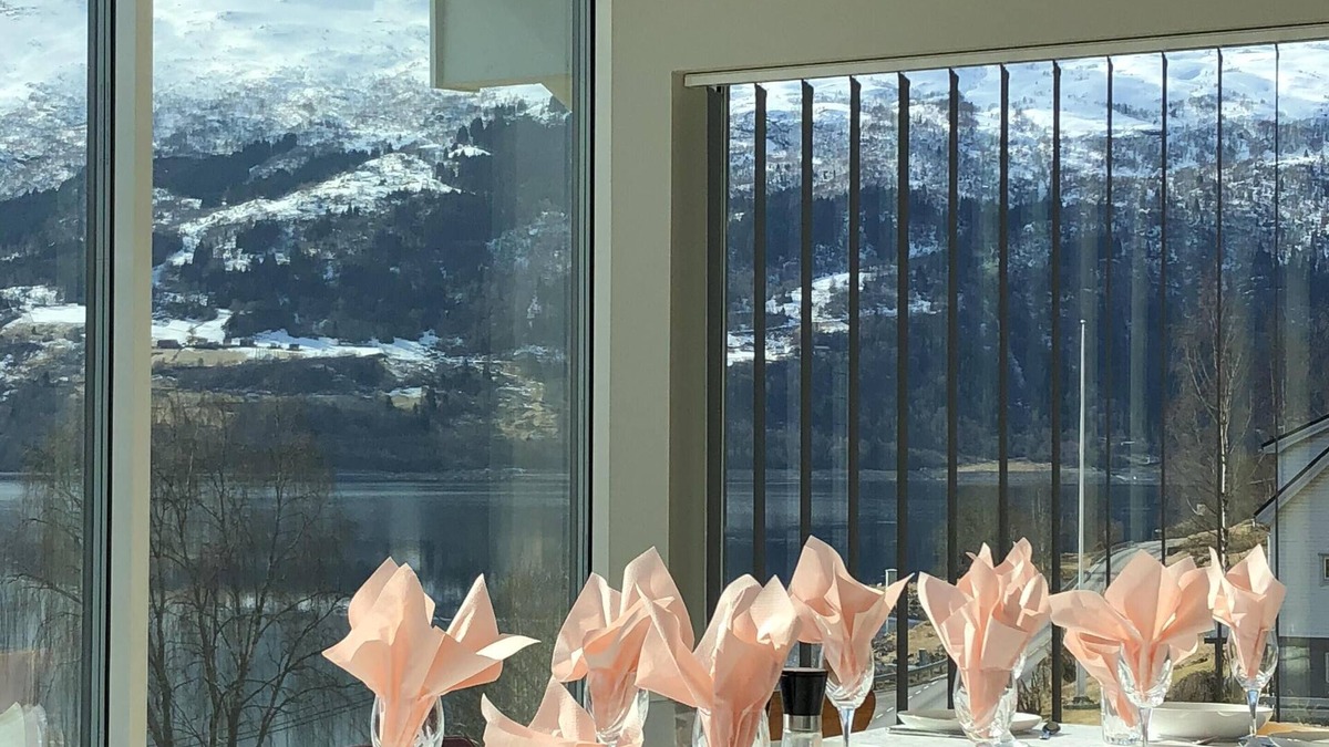 Stryn Villa | Panorama CasaSolvik #Loen