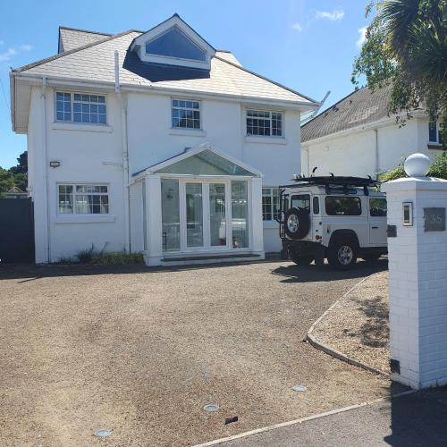 Sandbanks House | Panorama House - 400m from Sandbanks beach