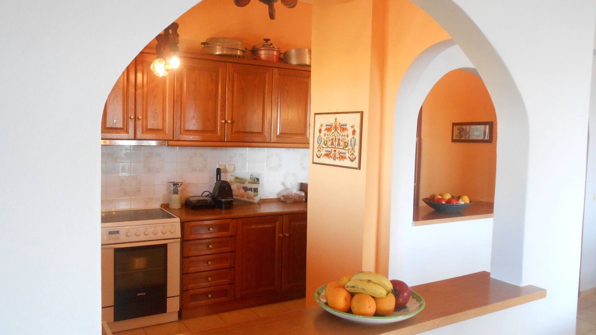 Kournas House | Panorama House, in Kournas, 7 min to sea, 4 min to taverns, views, E-working