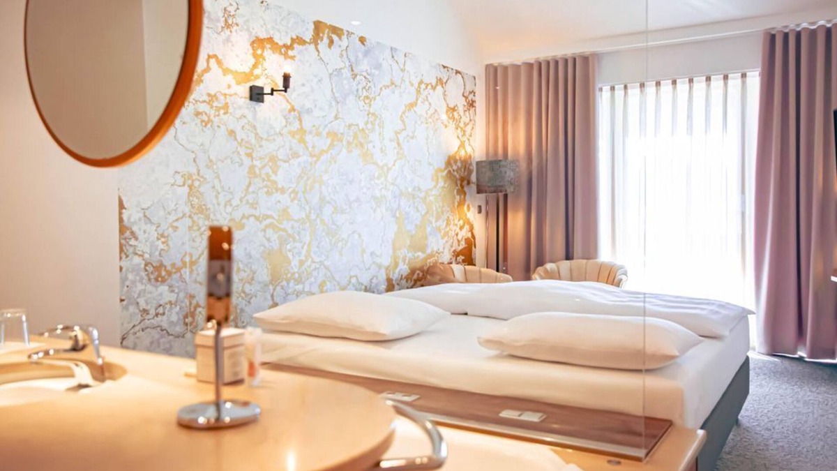 Loipersdorf bei Fuerstenfeld House | Panorama Junior Suite - Das Sonnreich Loipersdorf