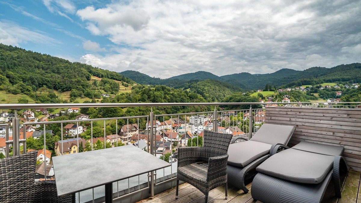 Buehlertal Apartment | Panorama Nature Room 'Bauerngarten' with Sauna, Infrared Cabin and Air Conditioning