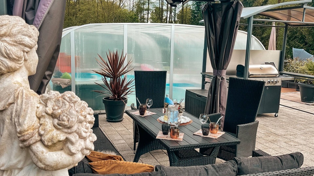 Bad Koetzting Apartment | Panorama residence; incl. private pool