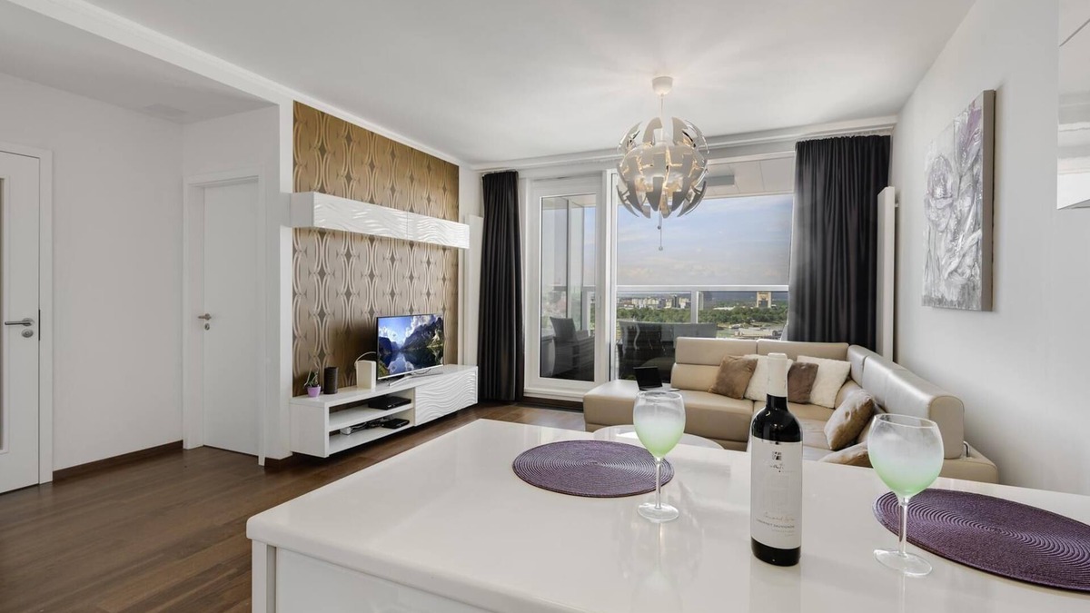Nivy Apartment | Panorama - Sunset and castle view, 22nd floor, garage, AC