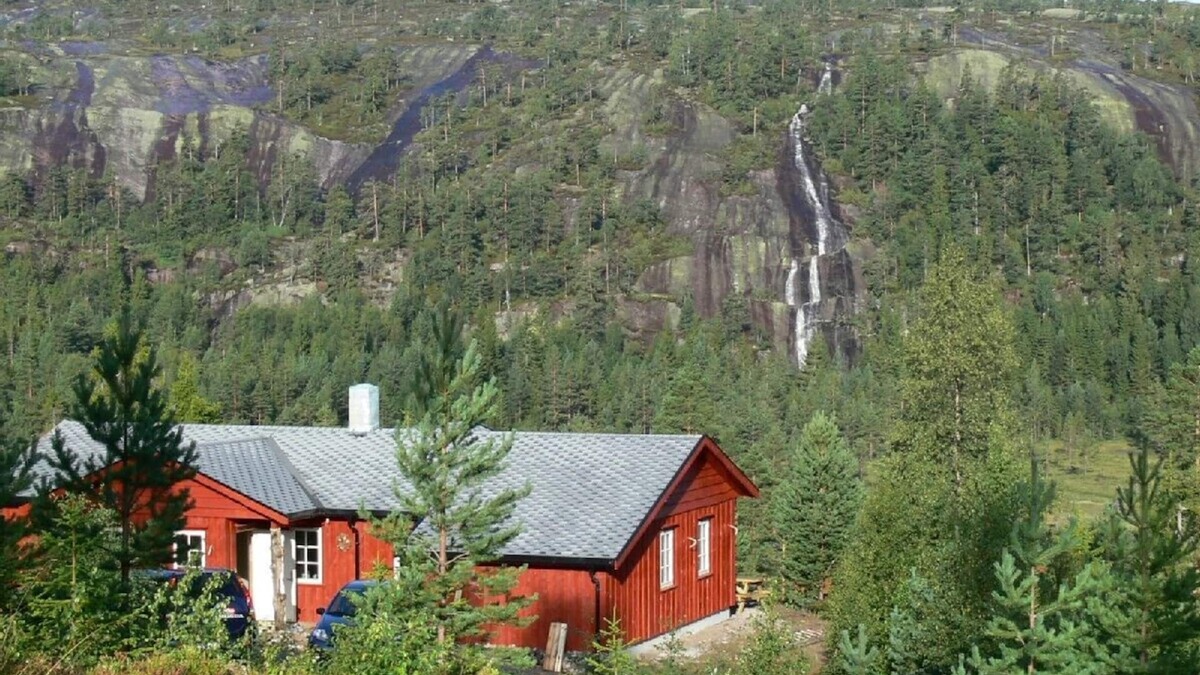 Nissedal Cottage | panorama view, modern apartment, quiet location, canoe, sauna