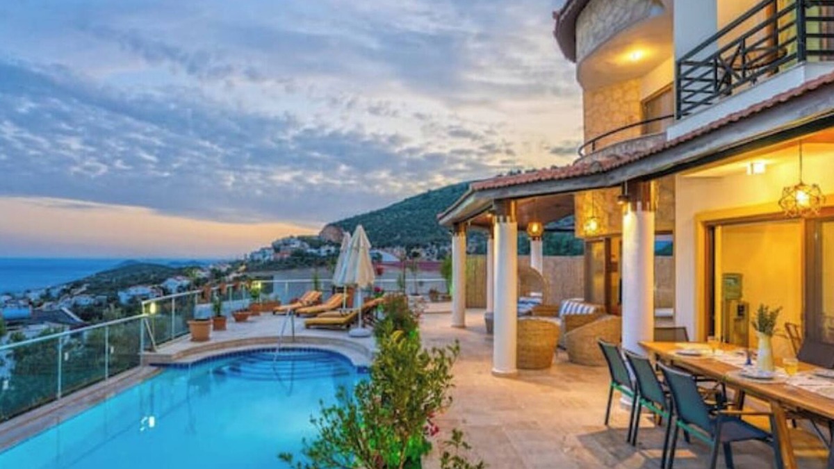 Gresham Villa | Panorama Villa in Kalkan 5 beds. 4 Bedroomsn
