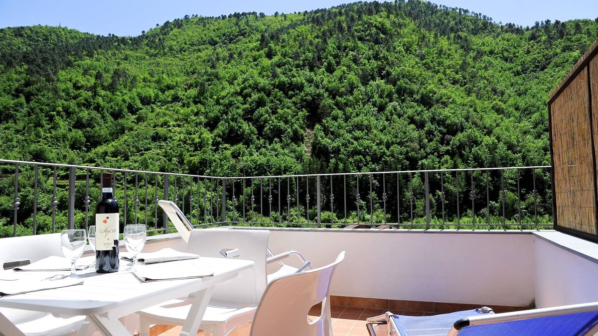 Pigna Apartment | Panoramic 2 Bedrooms Apartment In The Old Part Of Pigna With Balcony And Terrace