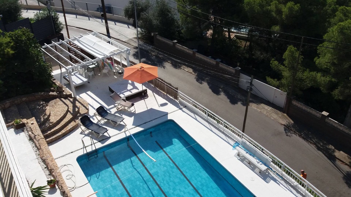 Castelldefels Apartment | PANORAMIC 4 APARTMENTS Castelldefels/POOL AND SEA VIEWS