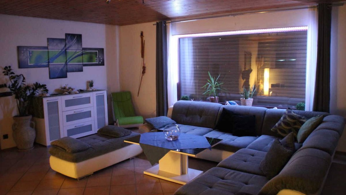 Allensbach Apartment | Panoramic apartment in the green