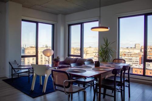 Cite Multimedia Apartment | Panoramic Apartment in the old port