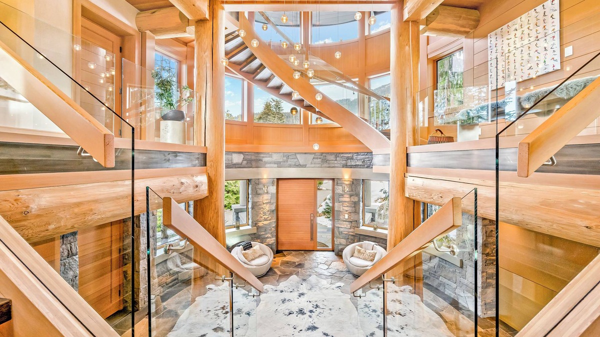 Whistler Creekside House | Panoramic Estate | Luxury Ski in-Ski Out Chalet in Kadenwood, Whistler.