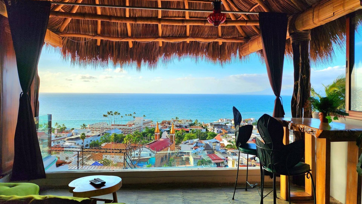 Downtown Puerto Vallarta Cabin | Panoramic Glam Tree-House Spectacular OCEAN VIEW+Pool~Steps from Beach & Malecon