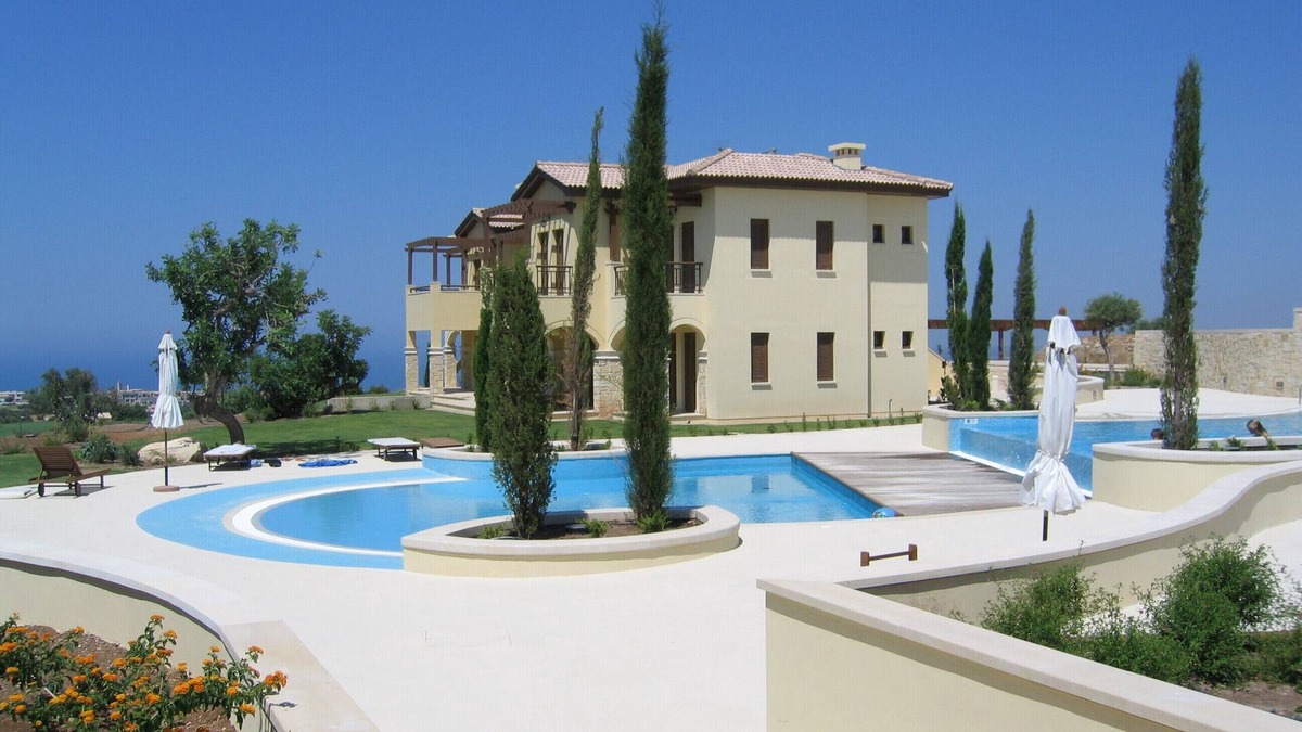 Aphrodite Hills Apartment | Panoramic Golf & Sea Views From Lux Apartment & Private Garden. Free WIFI/UK TV